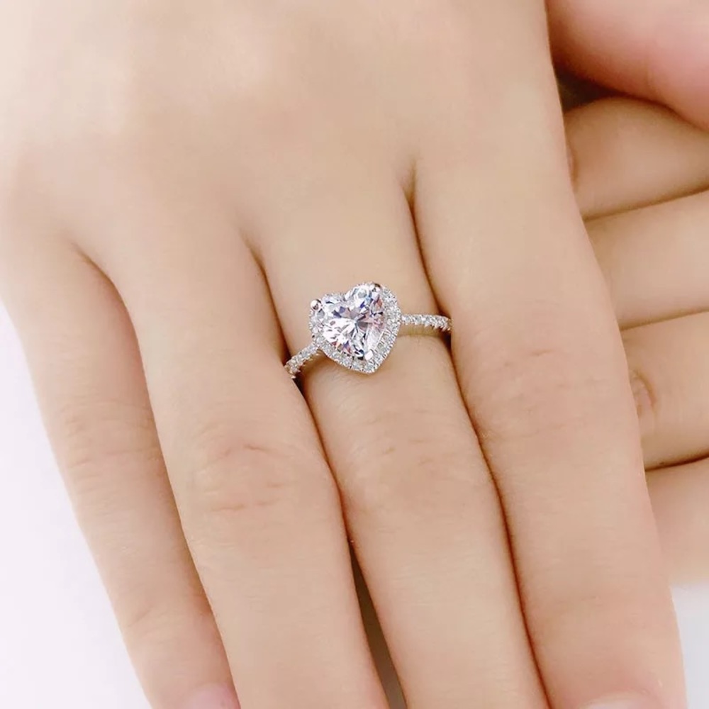 925 Silver Heart Cubic Zirconia Stone Ring - Picture 3 of 4